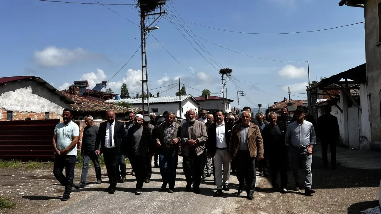 Merzifon’da Hac Heyecanı! Köy Meydanında Duygulandıran Anlar 1