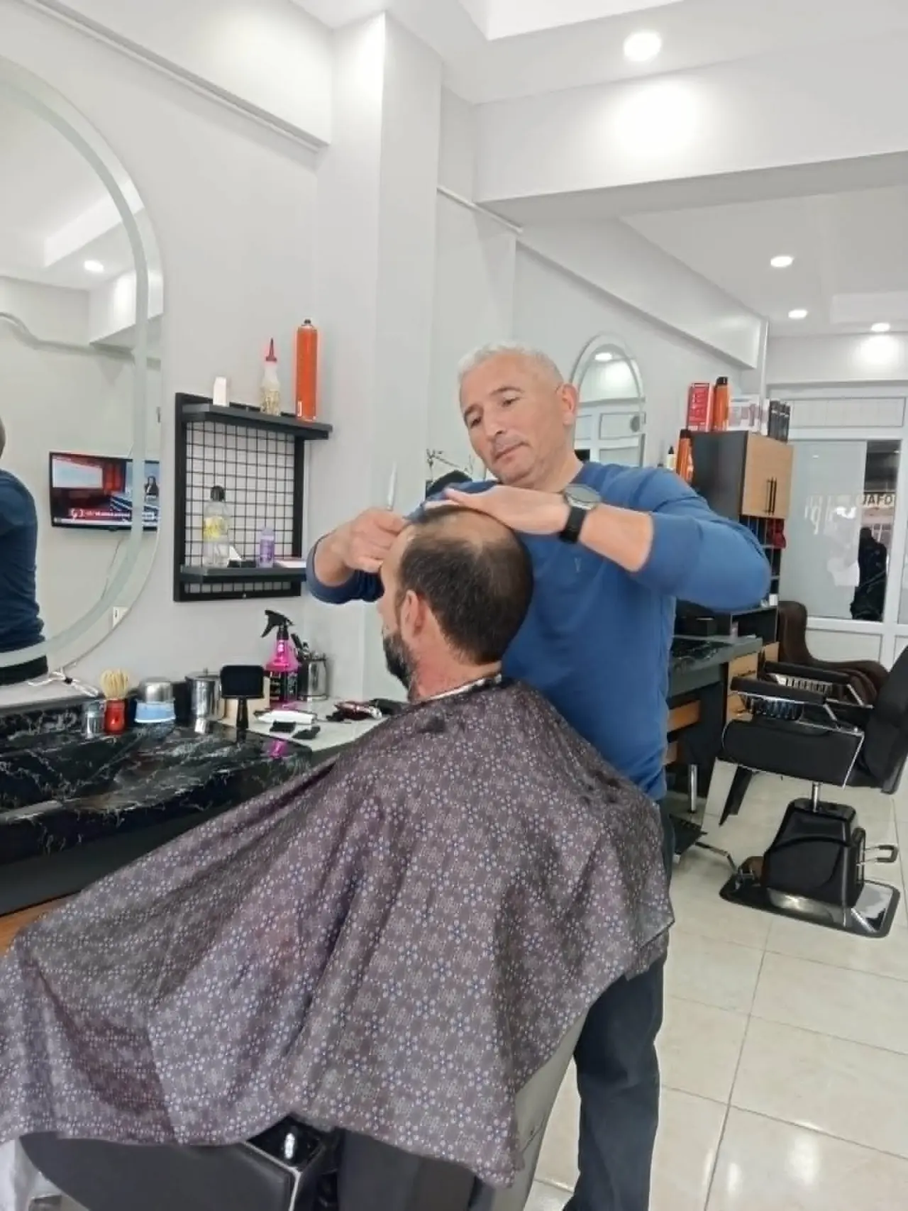 Merzifon’da Kuaförlerden Bayram Mesaisi 1