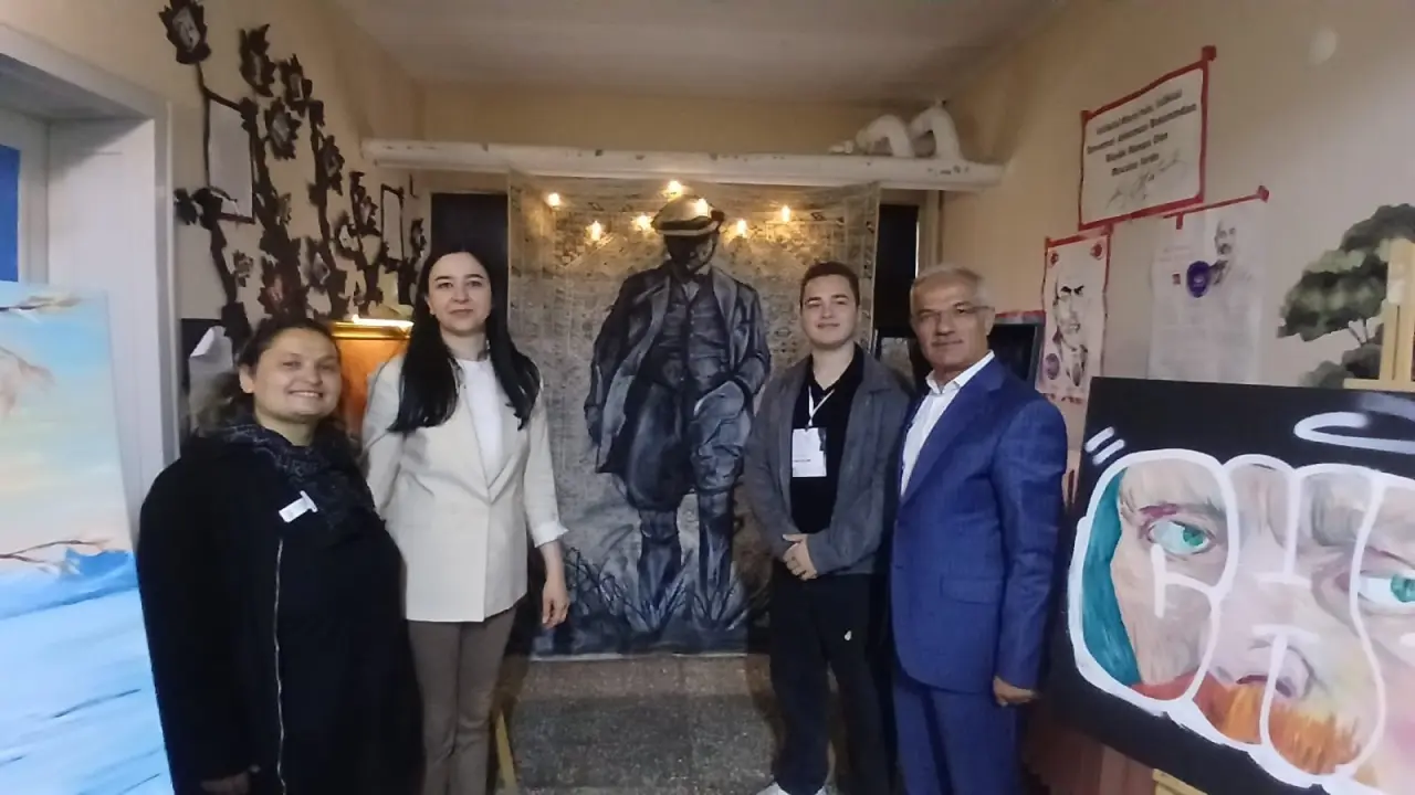 Merzifon’da Sanat Şöleni! Öğrencilerin Eserleri Tam Not Aldı 1