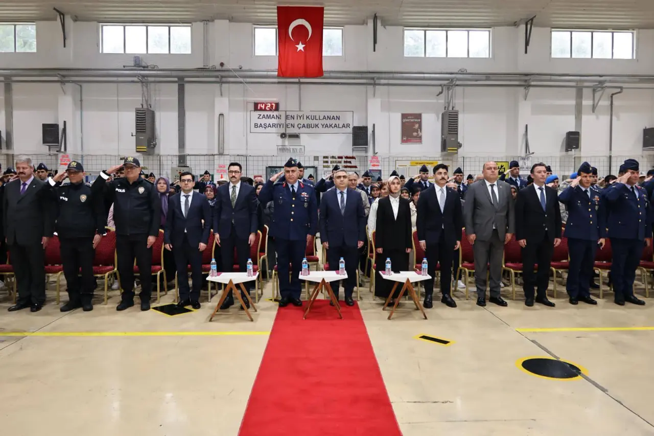 Merzifon’da Temsili Askerler Gurur Yaşadı 6