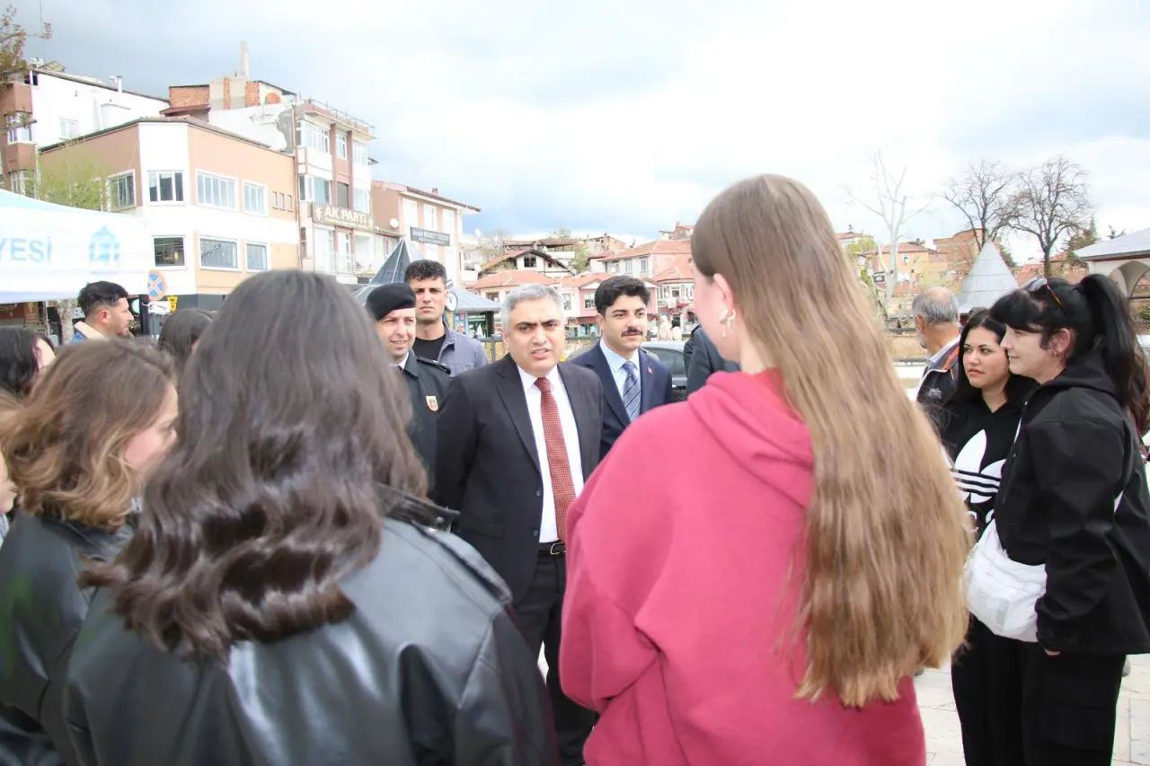 Merzifon’da Trafik Haftası Etkinliği Düzenlendi 3