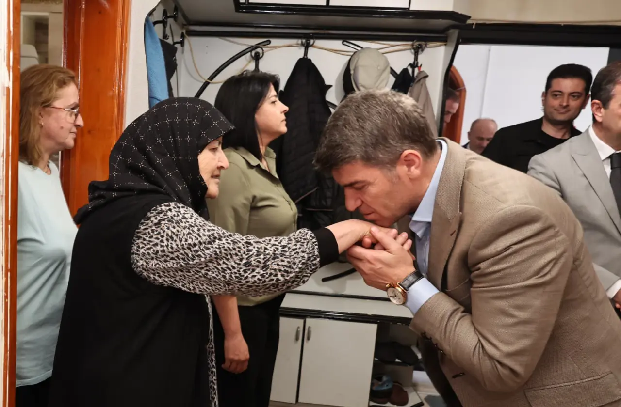 Şehit Ailesi Anneler Günü’nde Yalnız Bırakılmadı 1