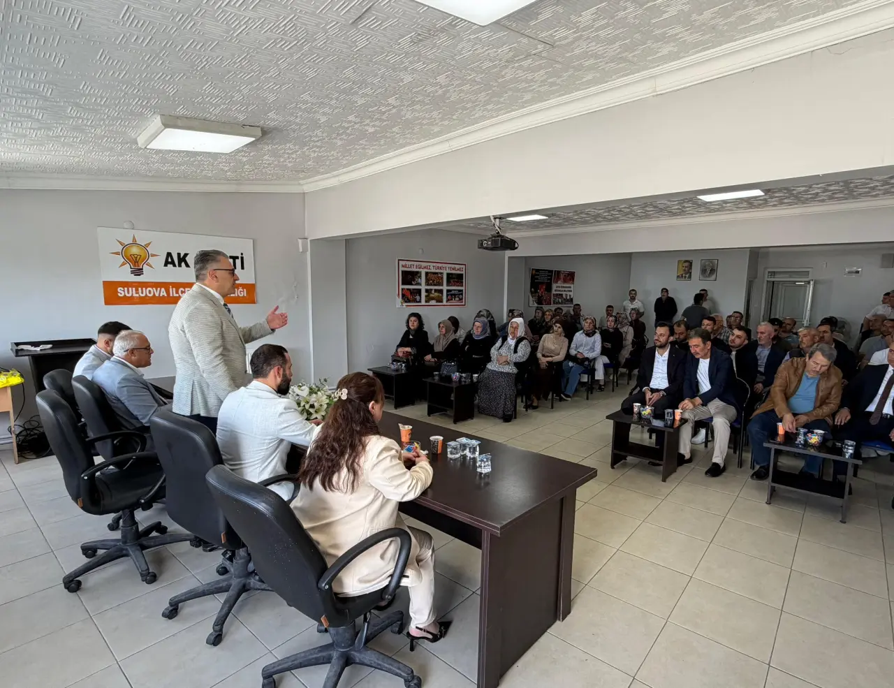 Suluova’da AK Parti Bayramlaşmasına Yoğun Katılım 1