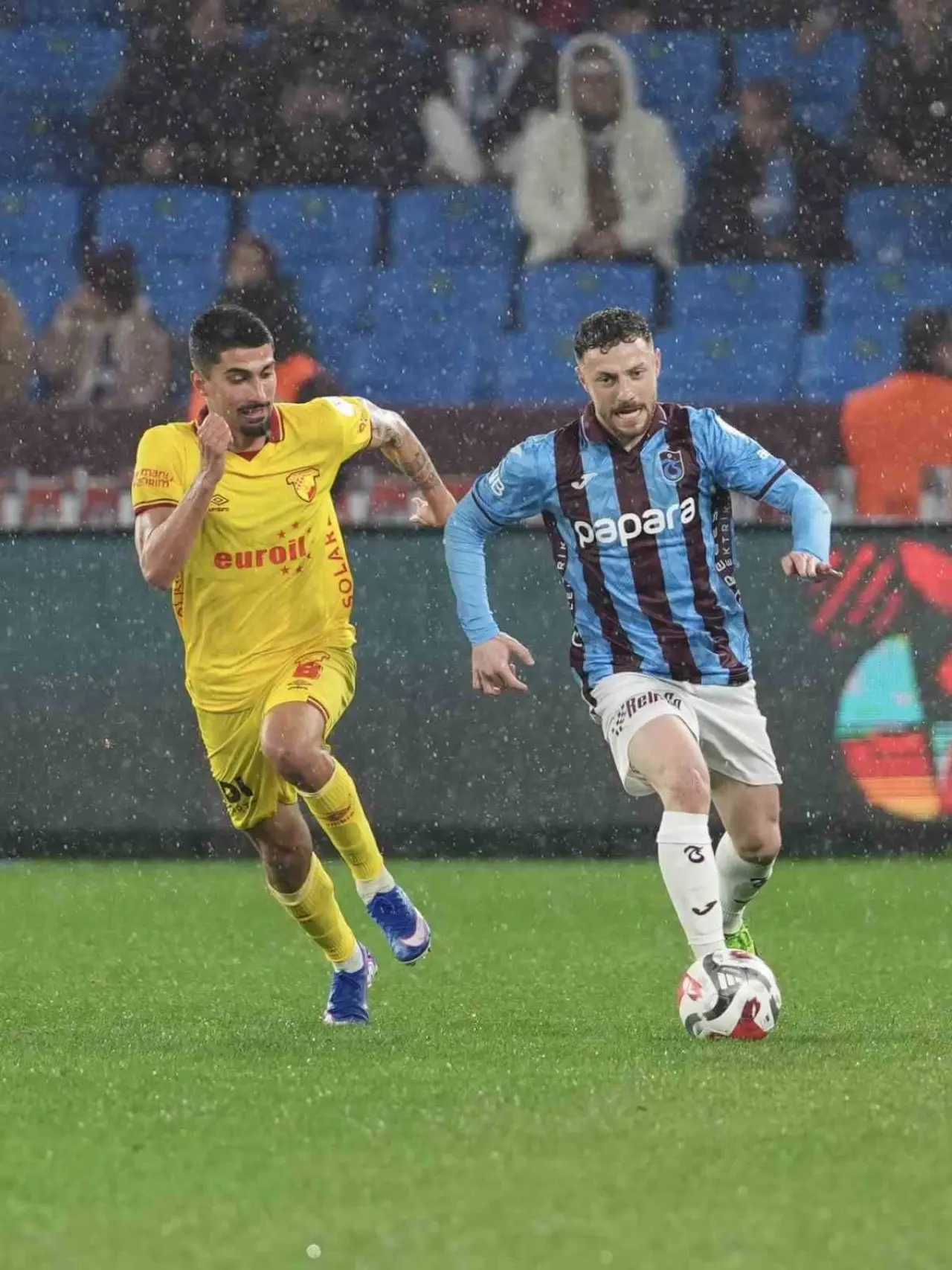 Trabzonspor puanı uzatmada kurtardı 1