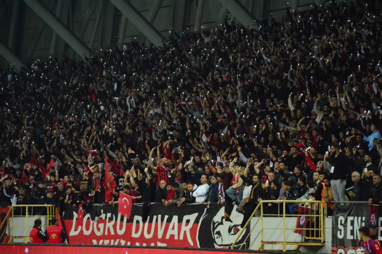 Türkiye Arca Çorum FK İçin Kenetlendi! 2