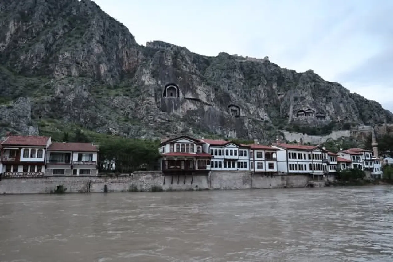 Vali Önder Bakan Sahada İnceleme Yaptı 4