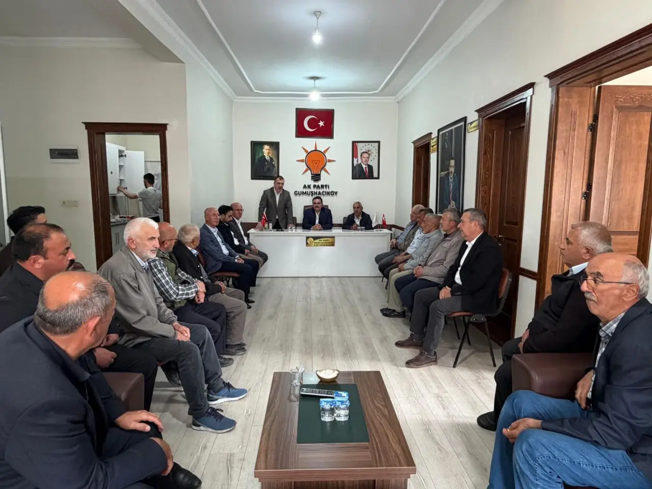 Vekil İpek Gümüşhacıköy’de Bayram Coşkusuna Ortak Oldu 4