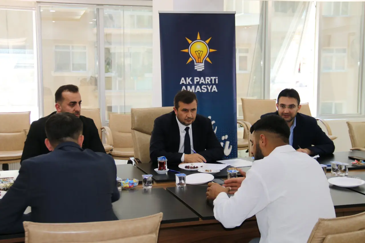 AK Parti Amasya’da Vatandaş Buluşması! Talepler Tek Tek Dinlendi 1