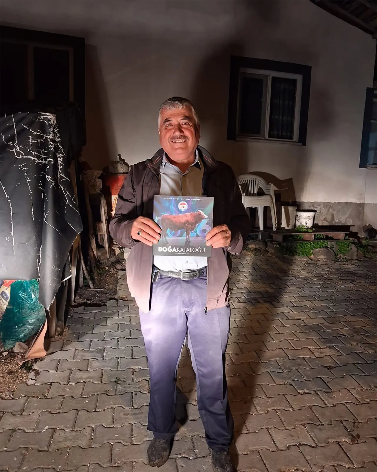 Amasya DSYB 2026 Yılı Boğa Kataloğu Üreticilere Dağıtılmaya Başlandı 3