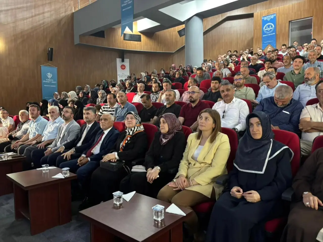 Amasya'da Aile ve Çocuk Eğitimi Konuşuldu 3