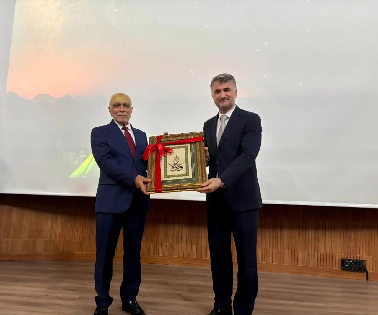 Amasya'da Aile ve Çocuk Eğitimi Konuşuldu 5
