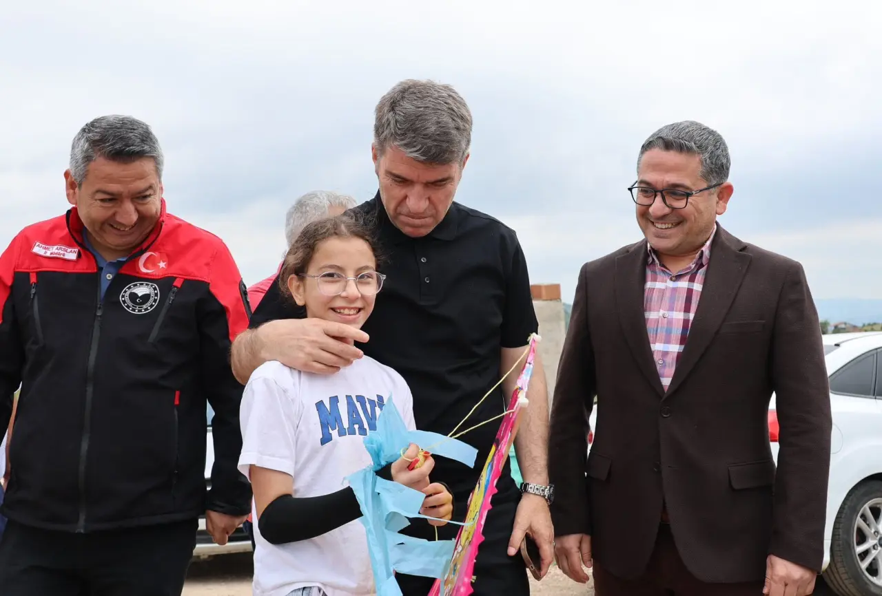 Amasya’da Gökyüzü Rengarenk Oldu! 1