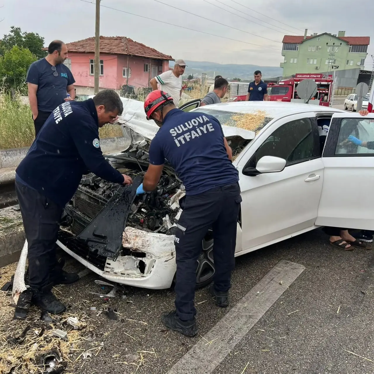 Amasya'da Korkutan Kaza: 4 Kişi Yaralandı 3