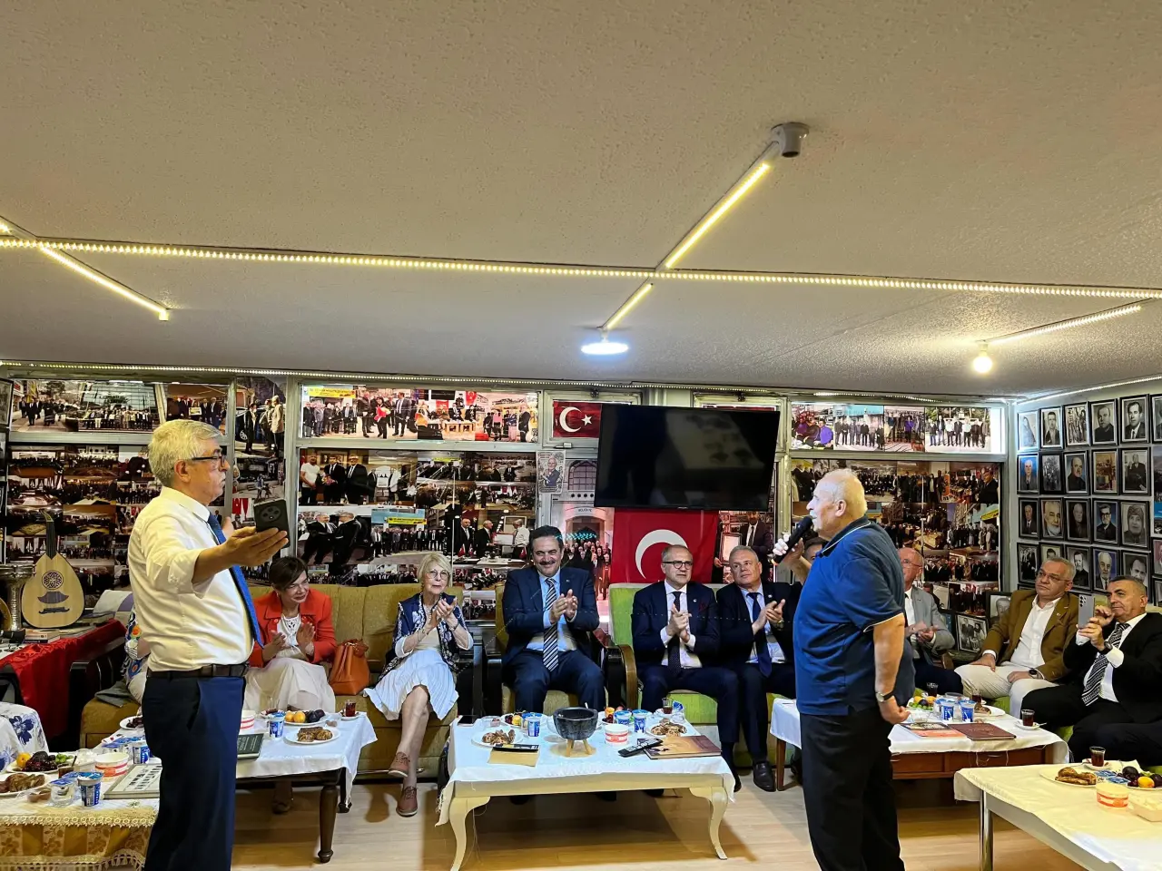 Amasya’da Muhacirler ve Vekil İpek Aynı Masada 2