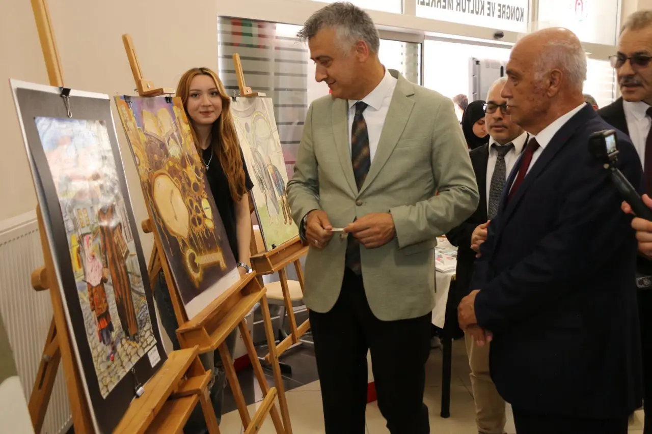 Amasya’da “Vakti Kuşanmak” Sergisi Açıldı 4