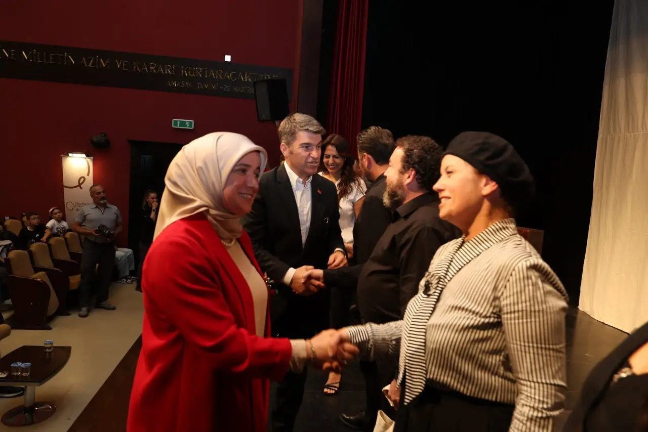 Amasyalı Kadınların Milli Mücadeledeki Kahramanlığı Sahneye Taşındı 2