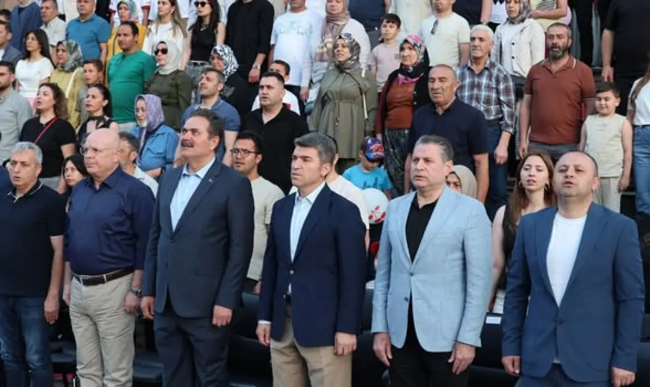 Amasya’nın En Tatlı Kirazı Belli Oldu! Üreticiler Ödüllerine Kavuştu 3