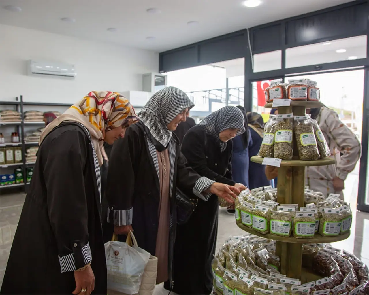 Amesia Gıda’da Kadın Üreticilere Özel Ziyaret 2