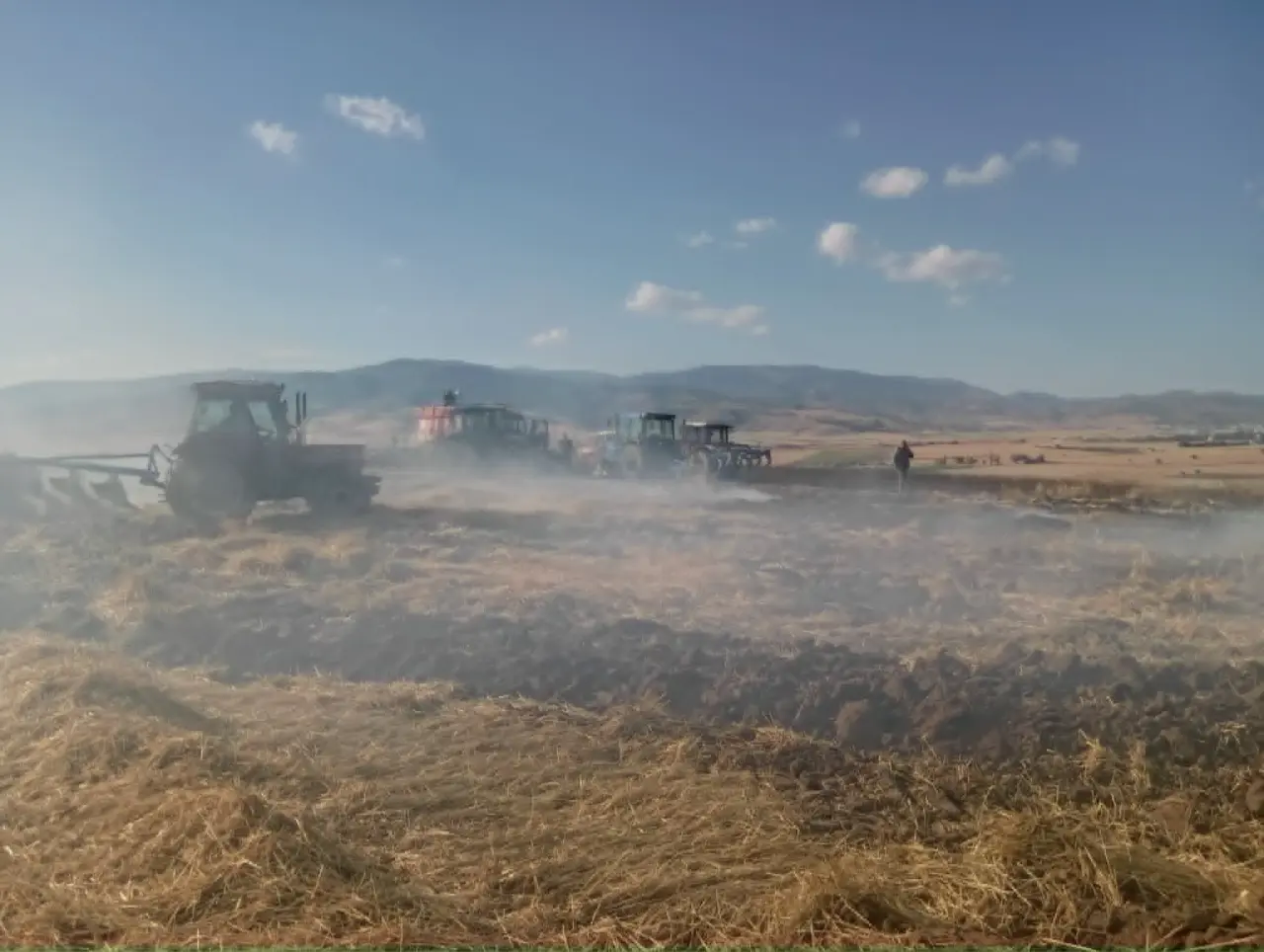 Karatepe Köyü Yangınının Bilançosu Ağır! Zarar 1,8 Milyon TL'yi Buldu 1