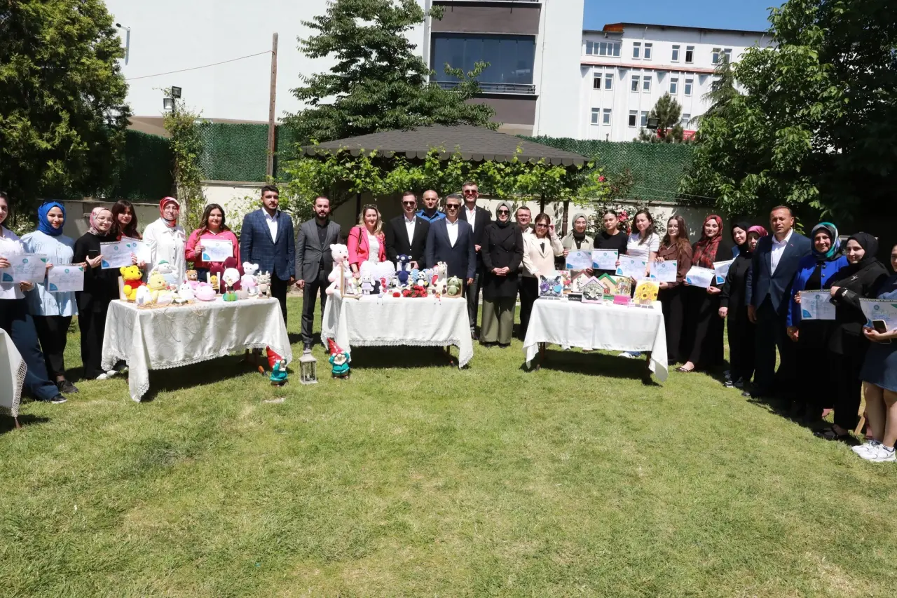 Kültür Sokağı’nda Renkli Sergi Açılışı 1