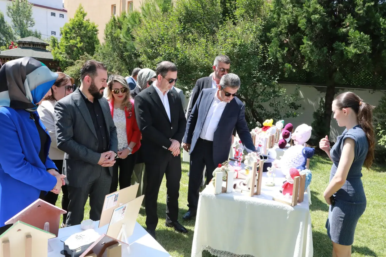 Kültür Sokağı’nda Renkli Sergi Açılışı 3