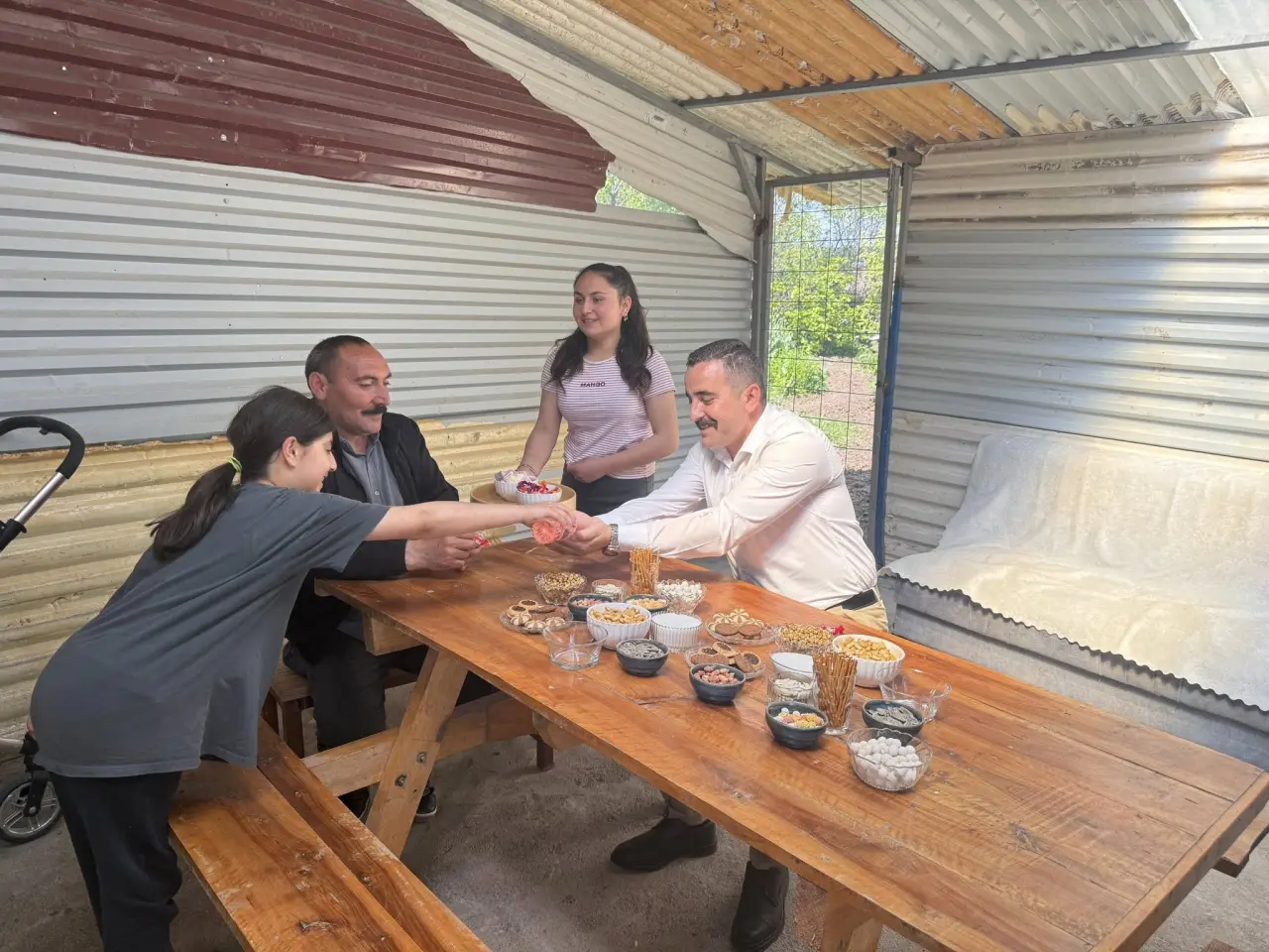 Merzifon Gençleri Köylerde Gönüllere Dokundu 4