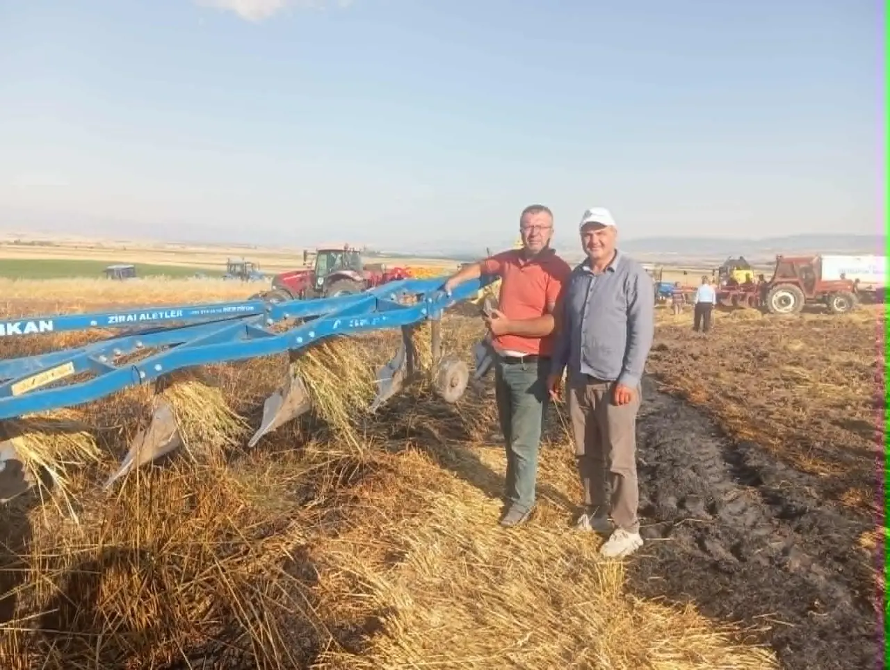 Merzifon’da 100'ü Aşkın Traktör Yangına Karşı Seferber Oldu! 1