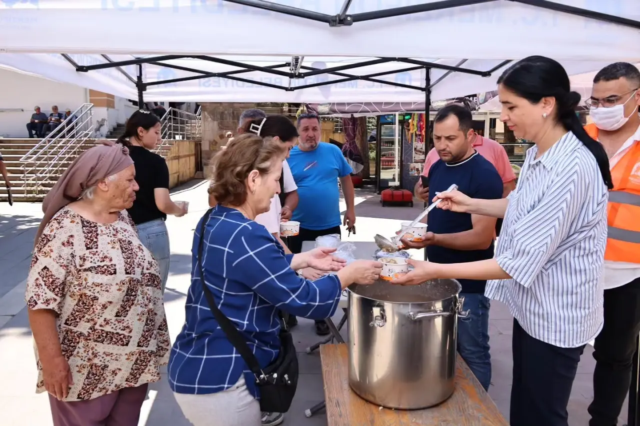 Merzifon'da Aşure Bereketi Yaşandı 3