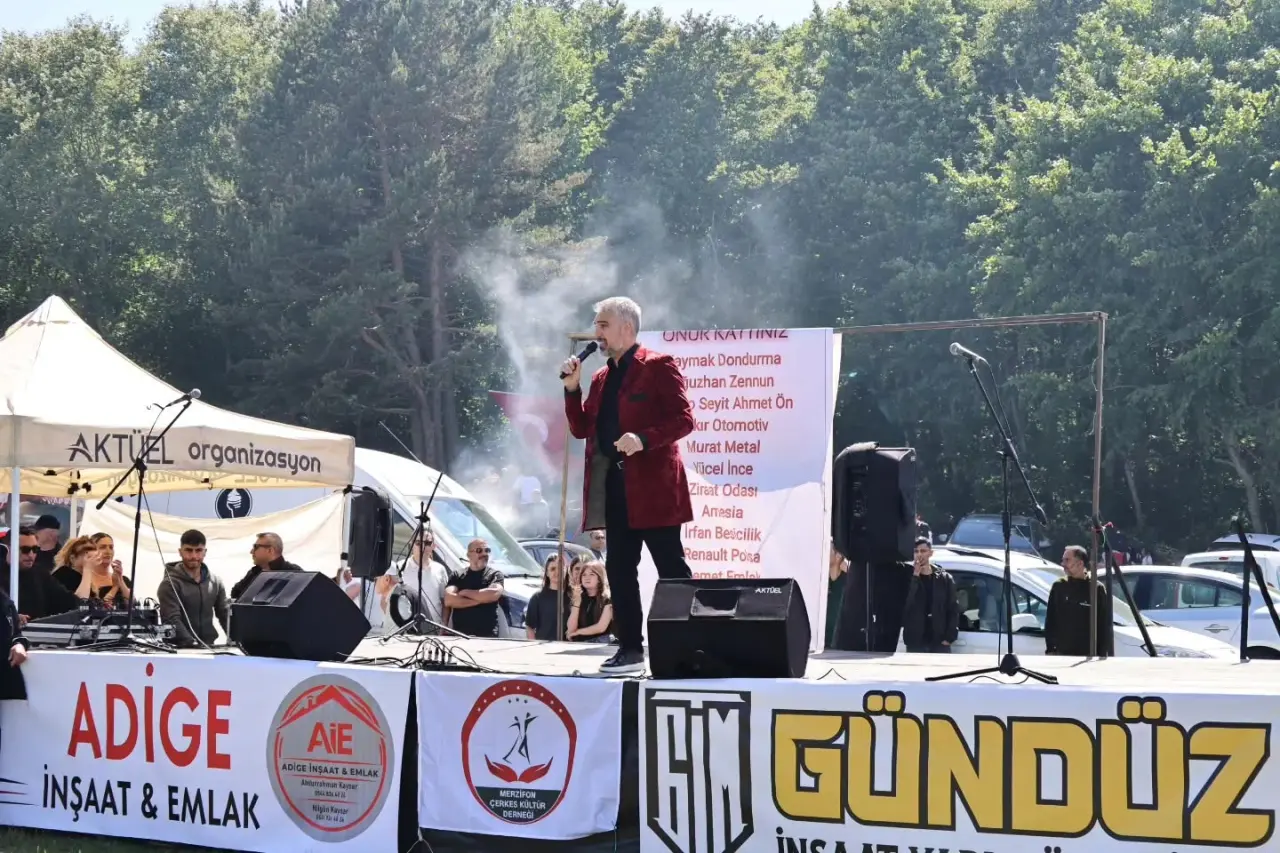 Merzifon'da Çerkez Kültürü Coşkusu! 3