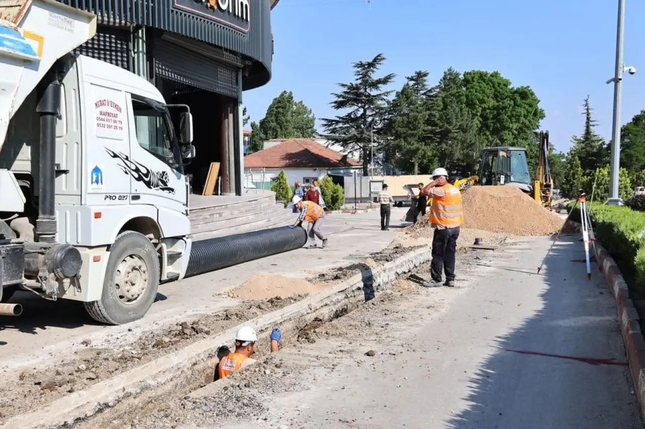 Merzifon’da Kritik Proje! Yağmur Suyu Kanalında Son Durum 4