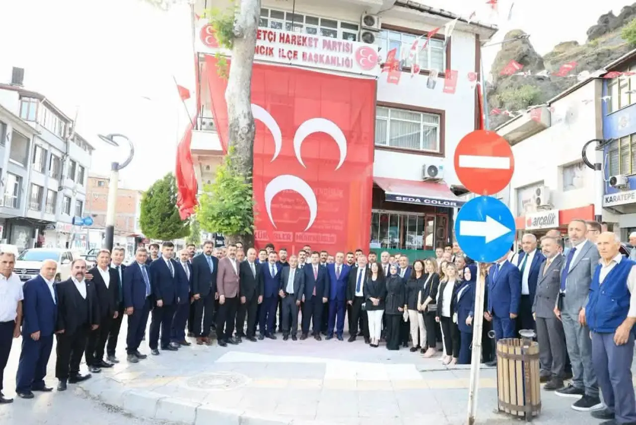 MHP Çorum'da 6 İlçe Kongresini Tamamladı! 4