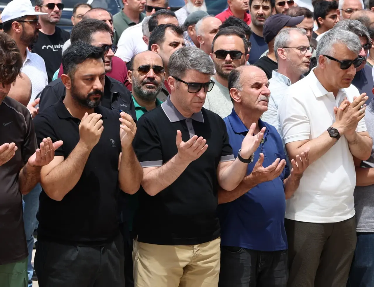 Orhan Arslantaş Son Yolculuğuna Uğurlandı 1