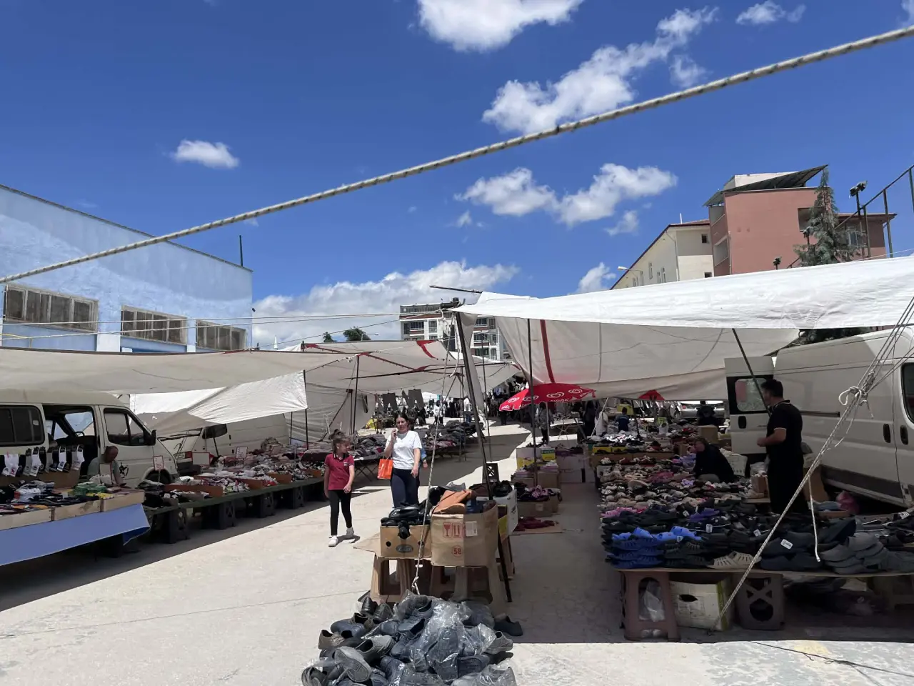 Pazarcıların Ucuzluk Festivali İsyanı 4
