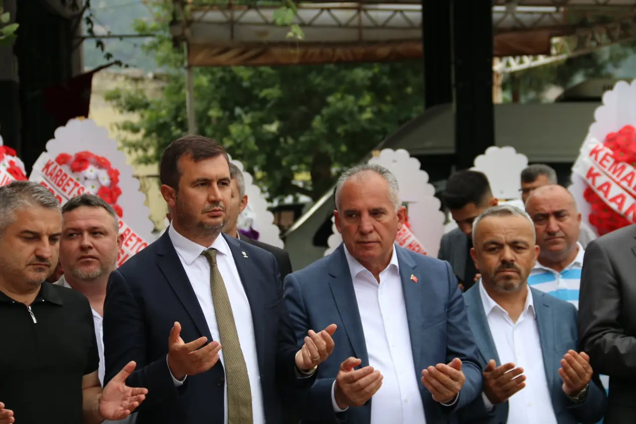 Protokol Taşova’da Açılışta Buluştu 5