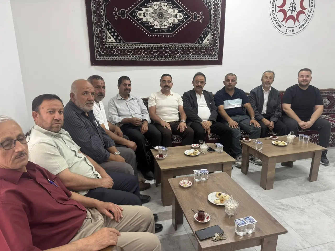 Şenlik Davetiyesi Dostlukla Takdim Edildi 2