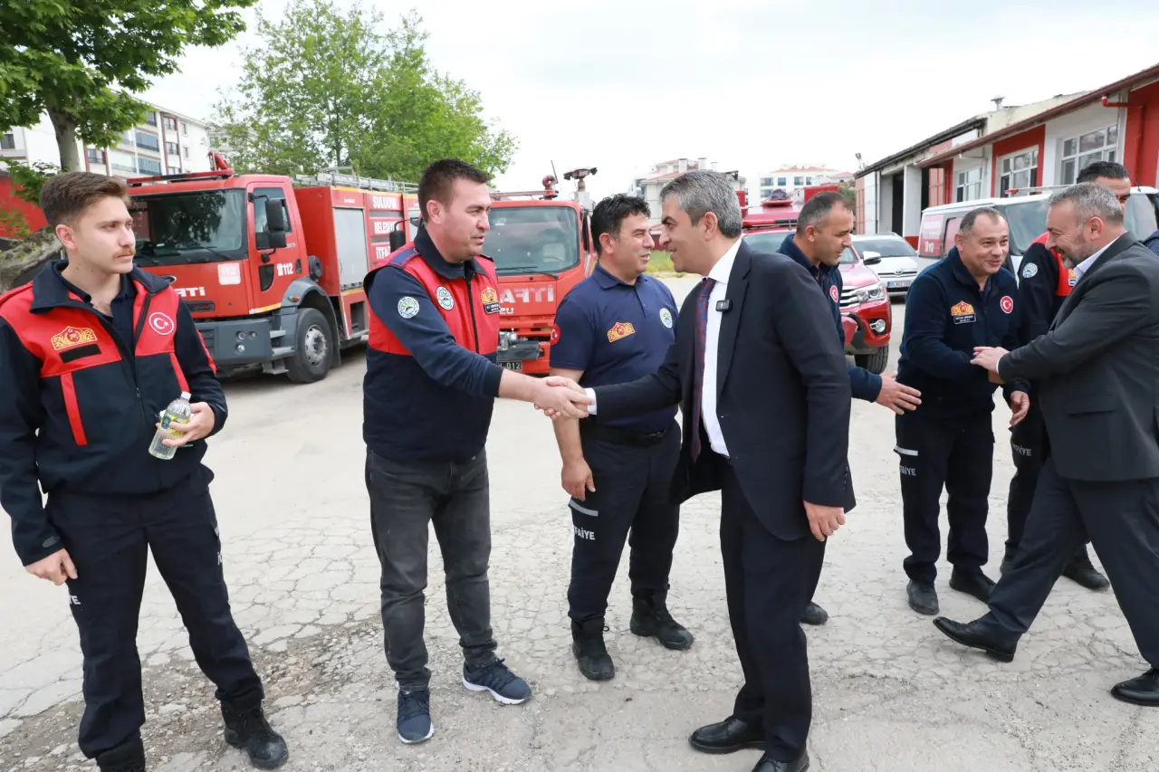 Suluova Belediyesi’nde Bayramlaşma Mesaisi 8