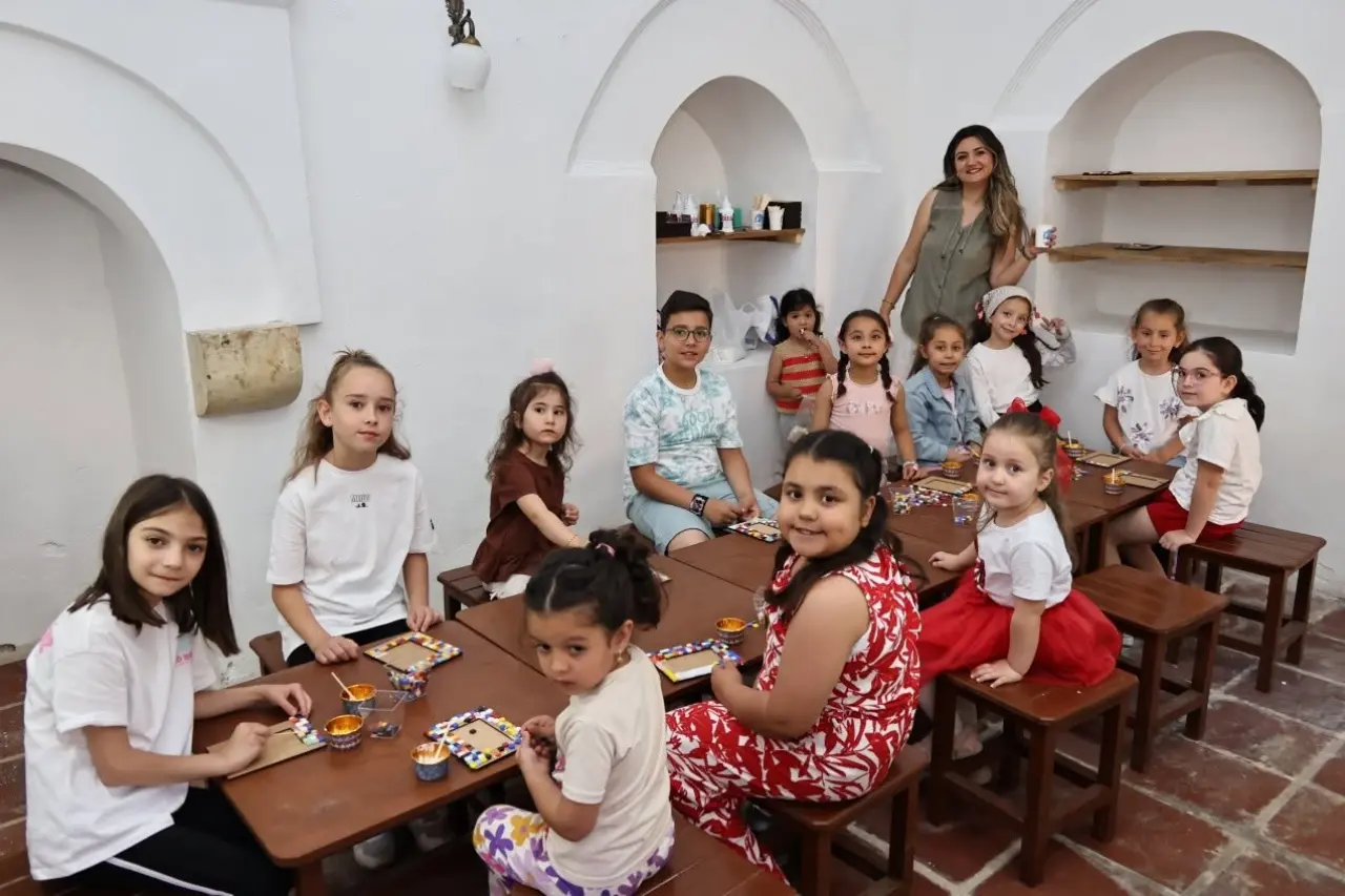 Taşhan’da Minik Ellerden Renkli Eserler 1