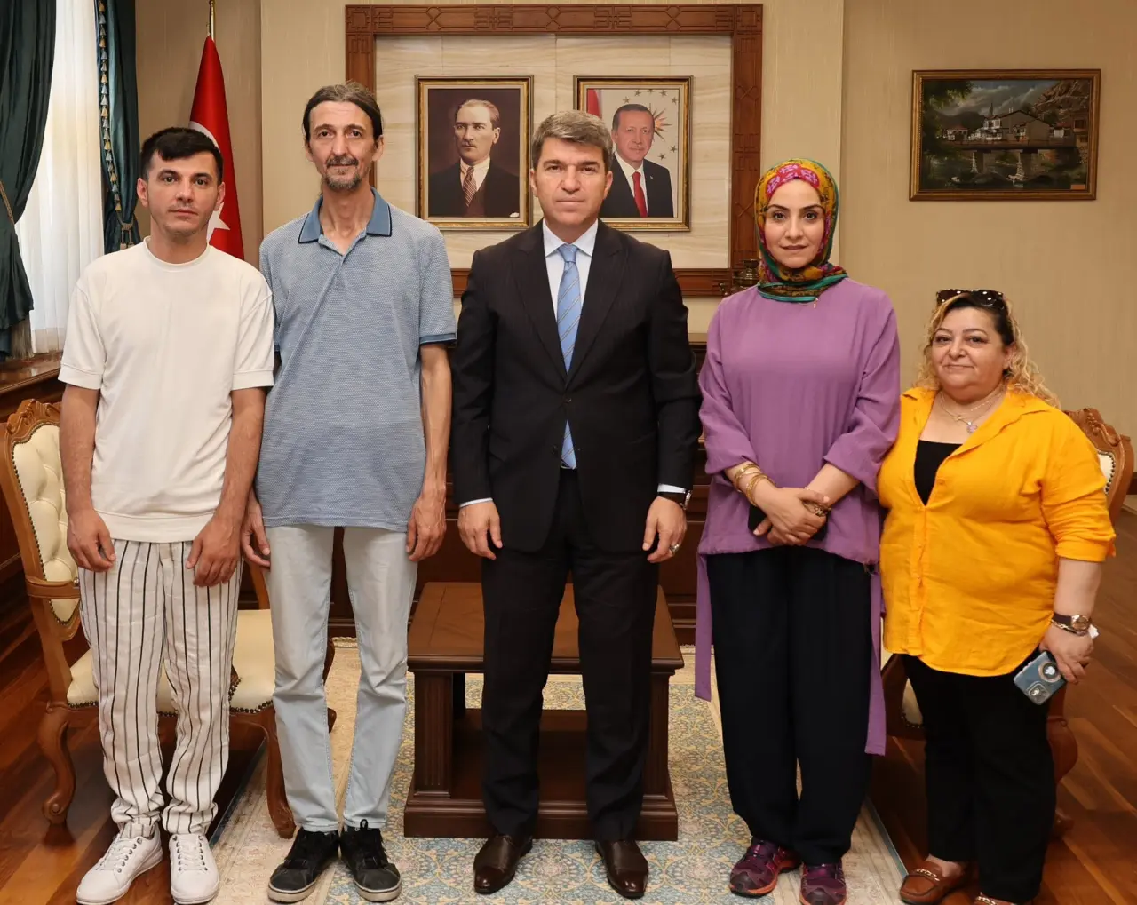 Vali Önder Bakan Konuklarını Ağırladı 4
