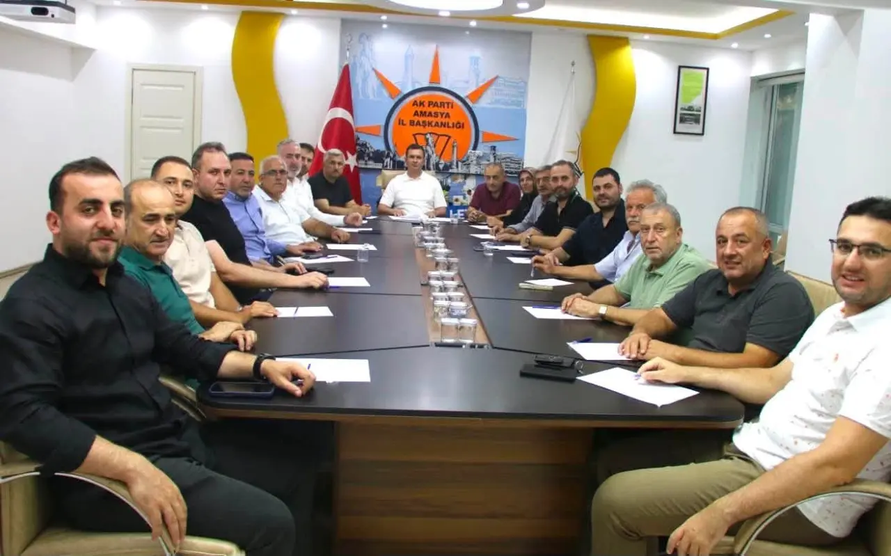 AK Parti Amasya'da Mesai Hız Kesmiyor 1