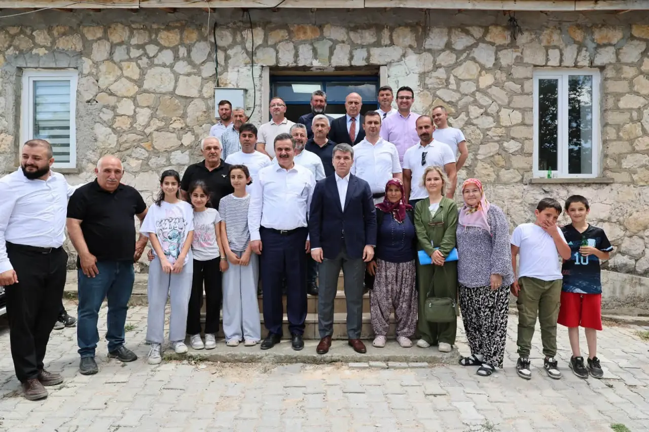 Amasya Valisi Önder Bakan'dan Köylere Yakın Mesai 2