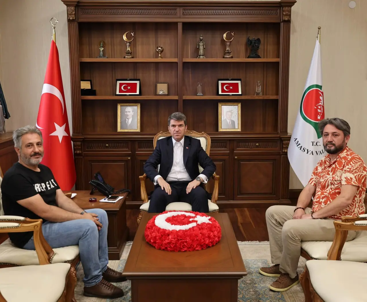 Amasya Valisi Önder Bakan'dan Yoğun Kabul Mesaisi 3
