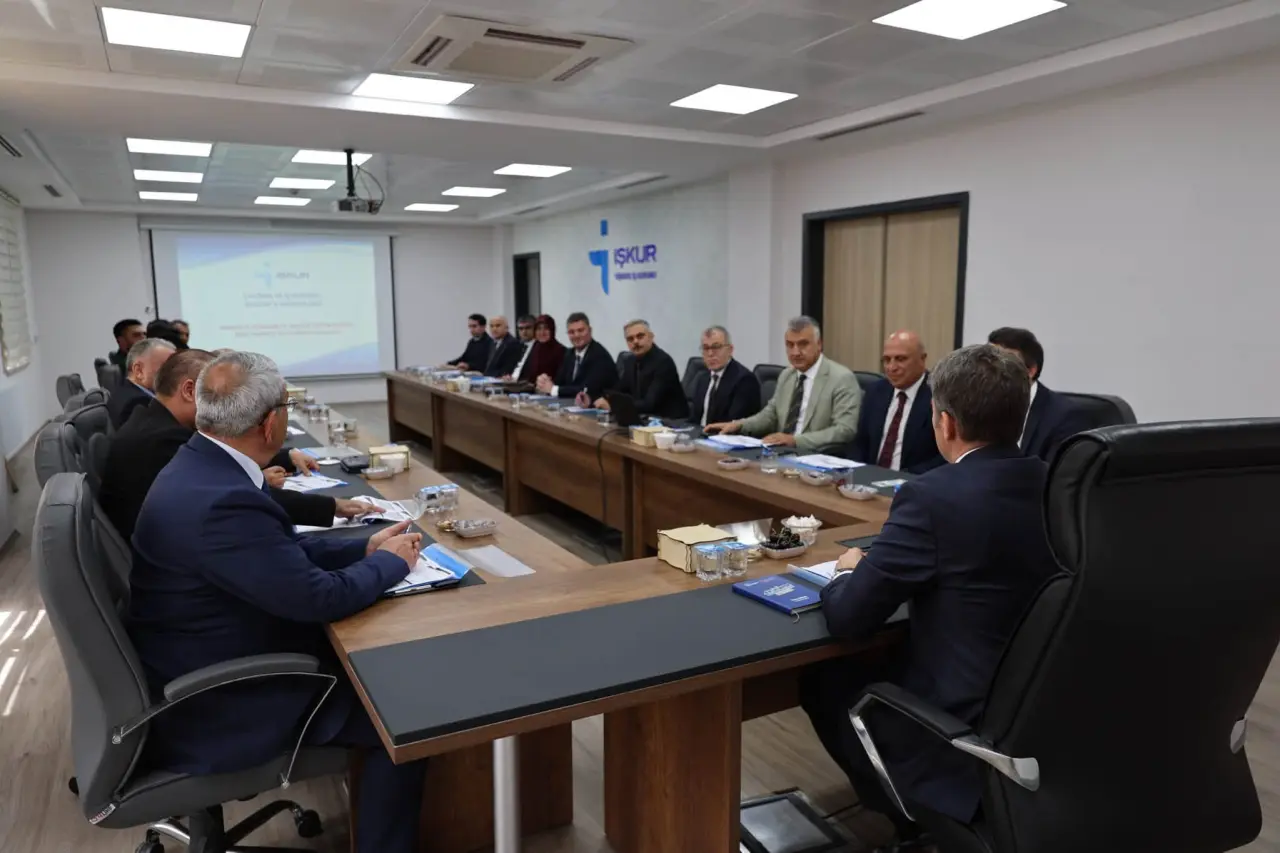 Amasya'da İl İstihdam ve Mesleki Eğitim Kurulu Toplandı 3