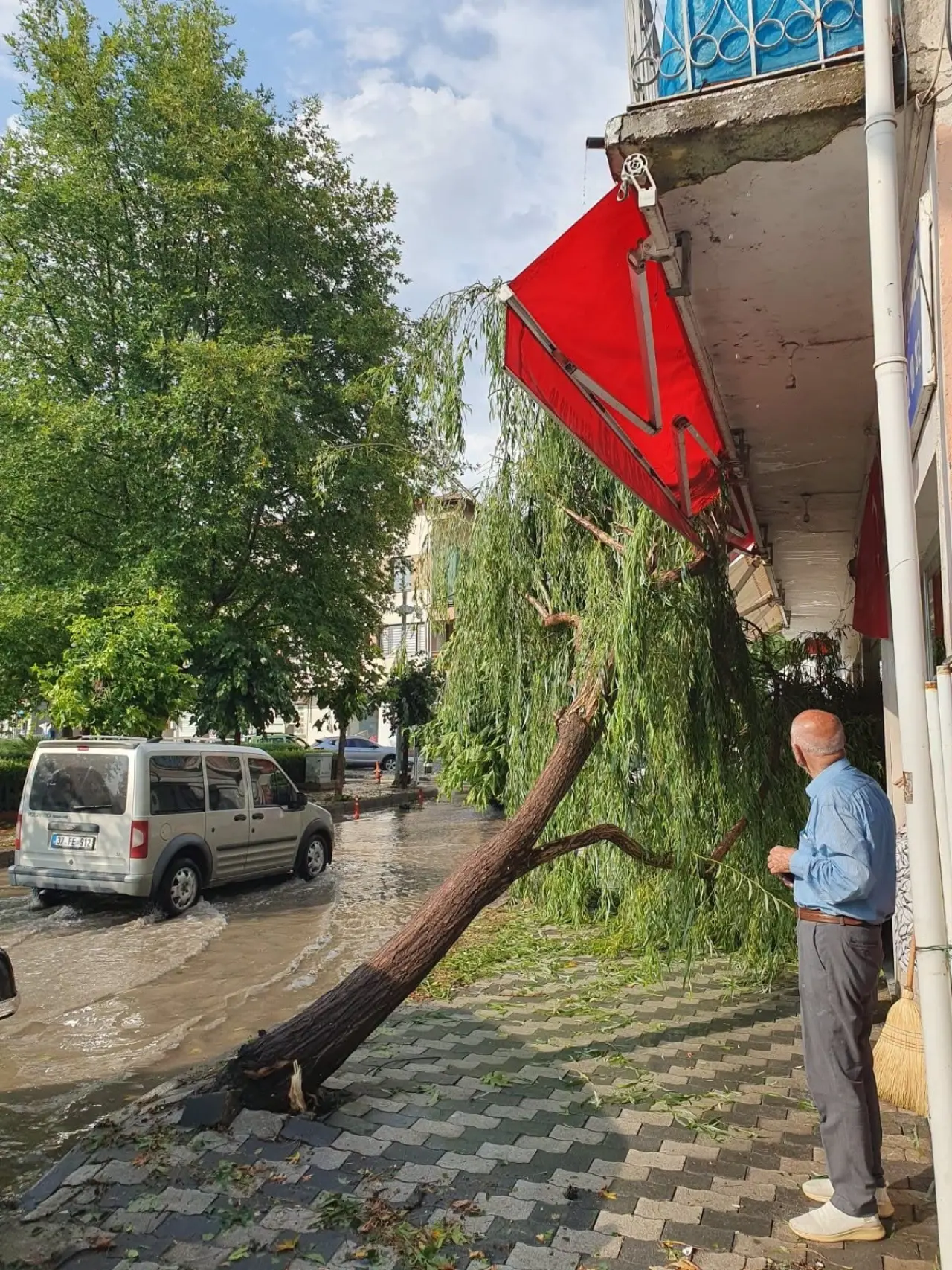 Amasya'nın Taşova İlçesinde Fırtına Dehşeti 2