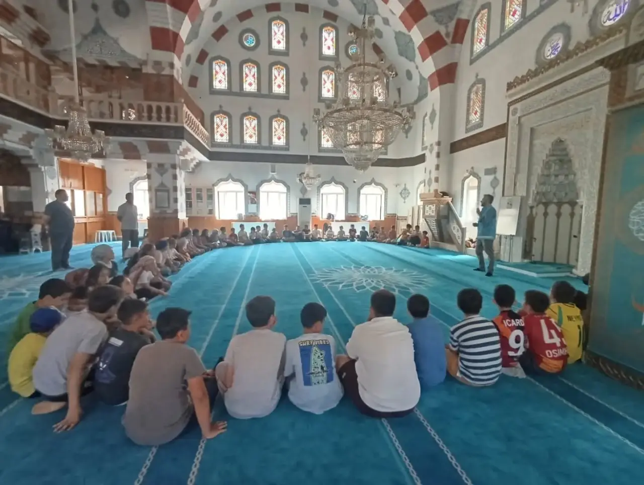 Azize Hatun Camii’nde Kur’an Kursu Coşkusu 5