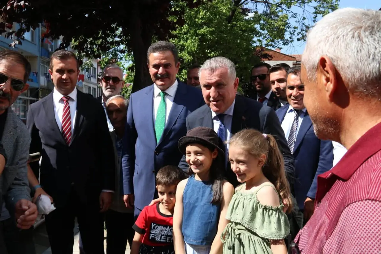 Bakan Bak Amasya AK Parti Teşkilatıyla Buluştu 12