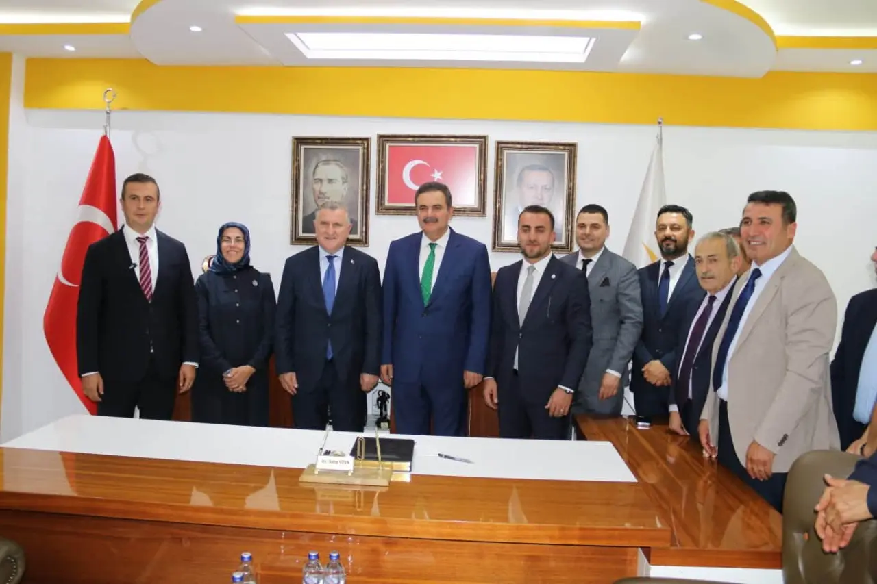 Bakan Bak Amasya AK Parti Teşkilatıyla Buluştu 3