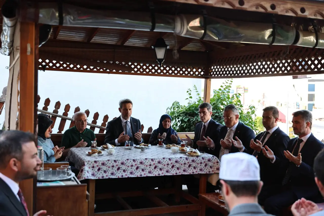 Bakan Bayraktar'dan Amasya Çıkarması 8