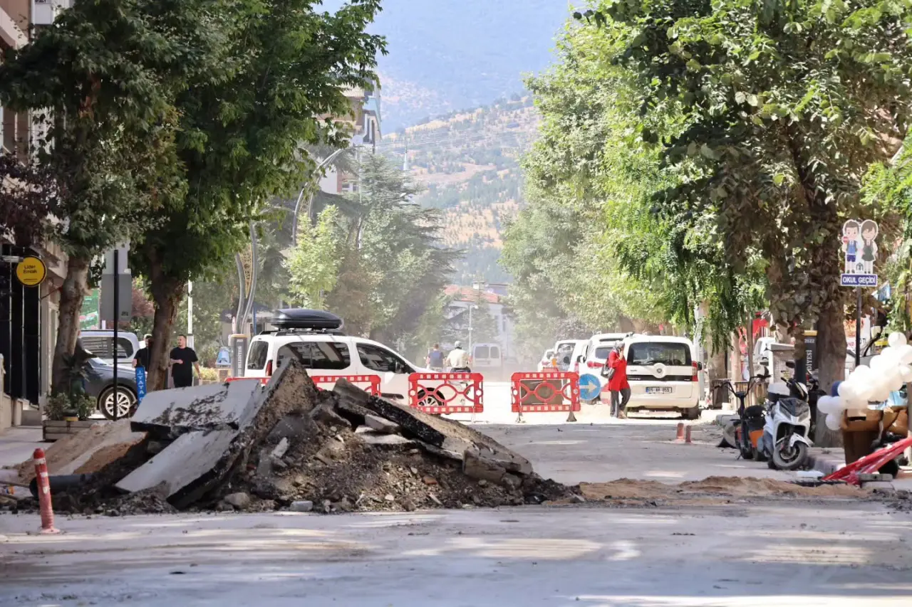 Başkan Kargı Altyapı Çalışmalarını Esnafa Anlattı 10