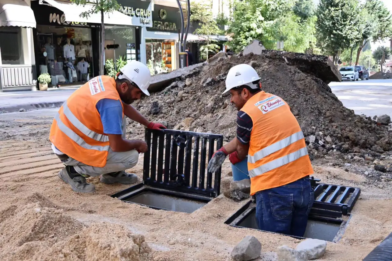 Başkan Kargı Altyapı Çalışmalarını Esnafa Anlattı 9