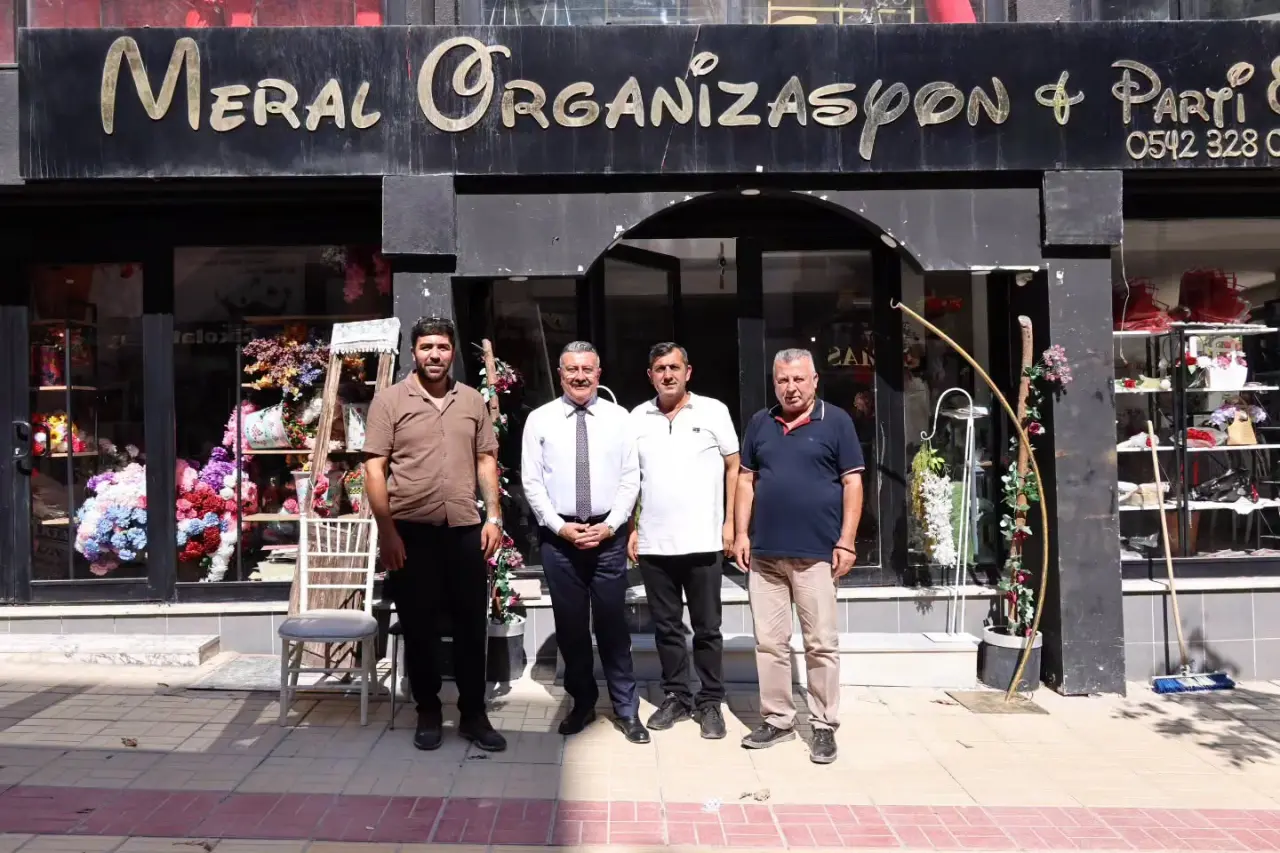 Başkan Kargı Altyapı Çalışmalarını Esnafa Anlattı 4